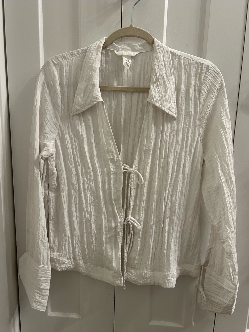 HM Crinkle Top - NWOT